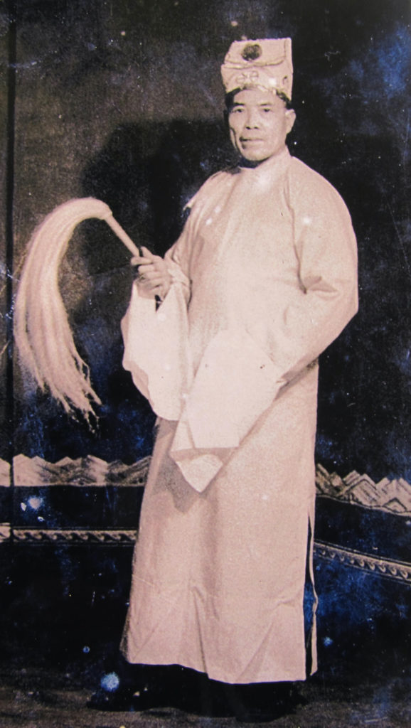 Man dressed in Chinese Opera costume